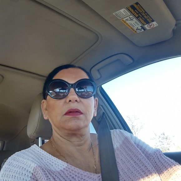 Meet your Posher, Doris - Picture 1 of 1